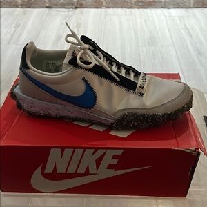 Nike White and Blue Retro Sneakers